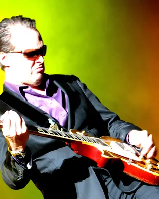 Joe Bonamassa North Charleston
